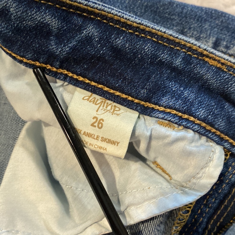 Daytrip refined lynx ankle skinny jeans size 26 - Picture 6 of 11